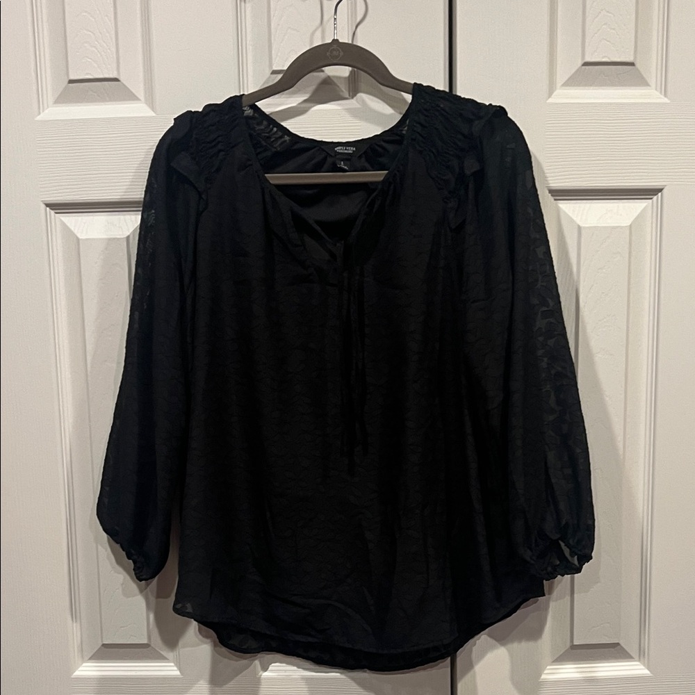 Simply Vera Vera Wang Chic Black Blouse